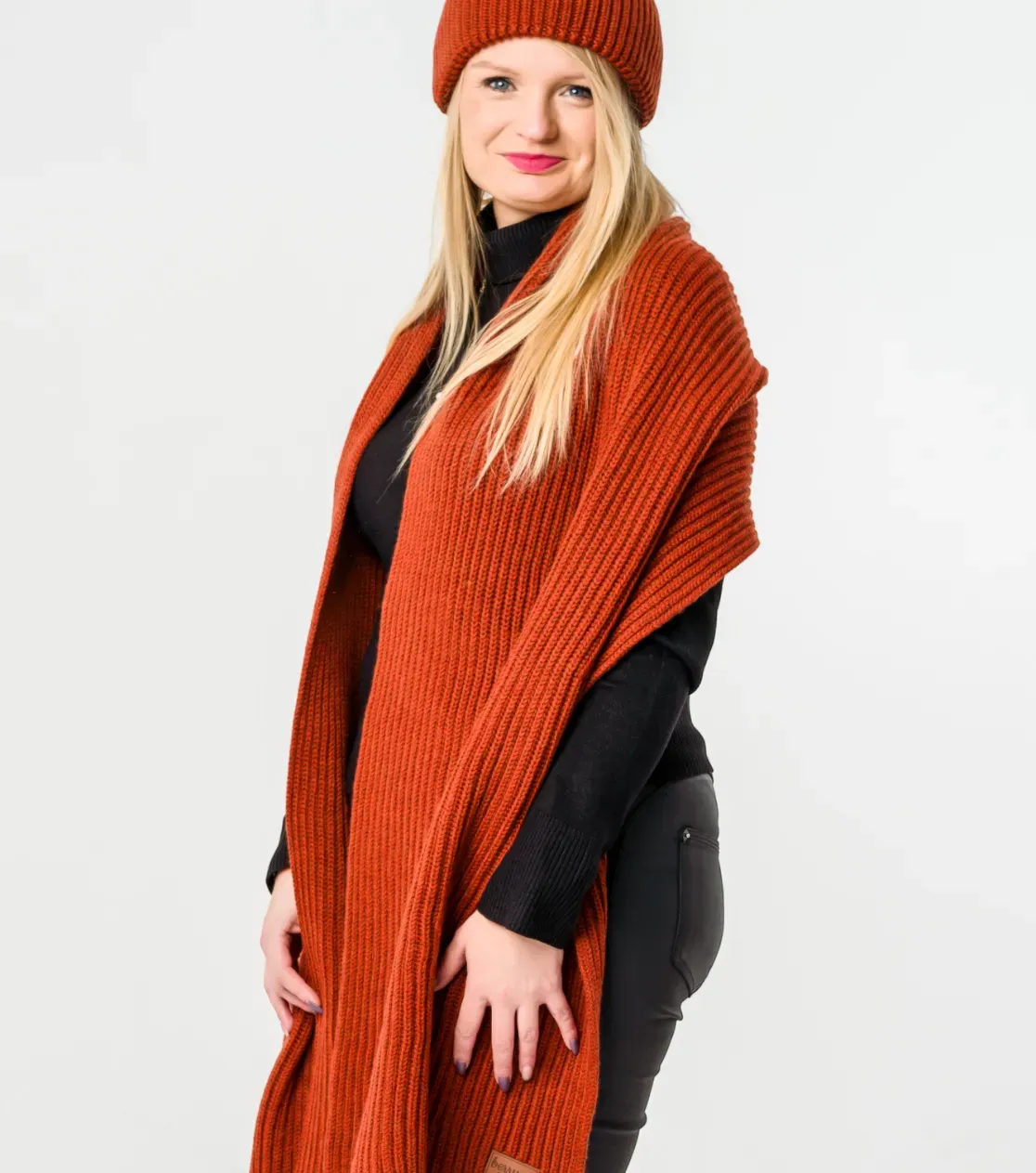 Winter Set: Merino Wool Beanie and Scarf - Thick Knit, Nut Brown
