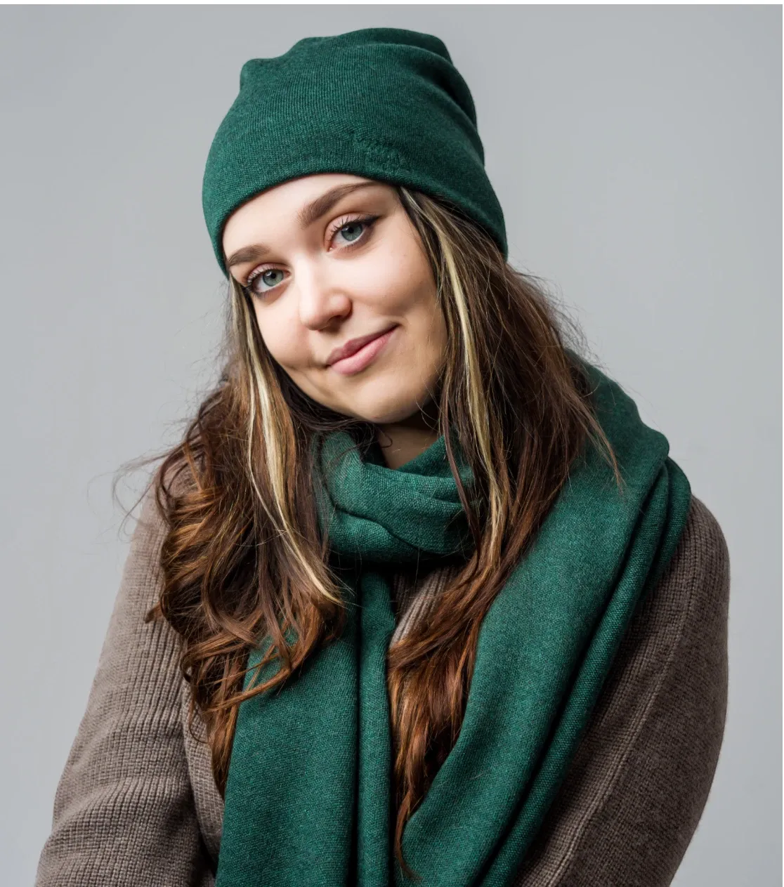 berryboat_merino_czapka_zimowa_meska_damska_beanie_129_elegancka_premium.webp