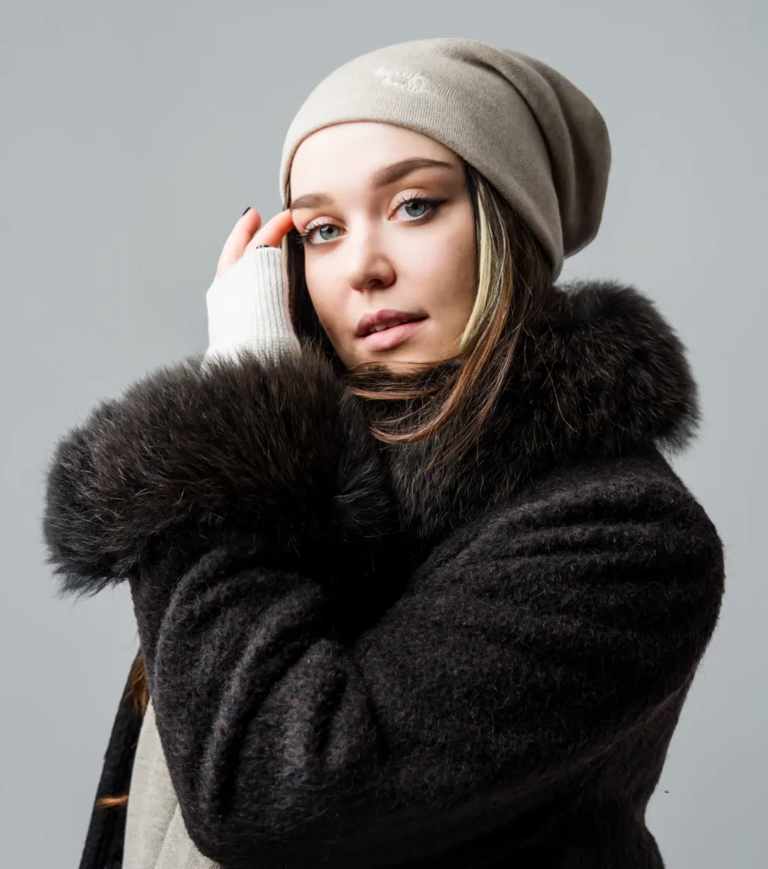 berryboat_merino_czapka_zimowa_meska_damska_beanie_141_elegancka_premium.webp