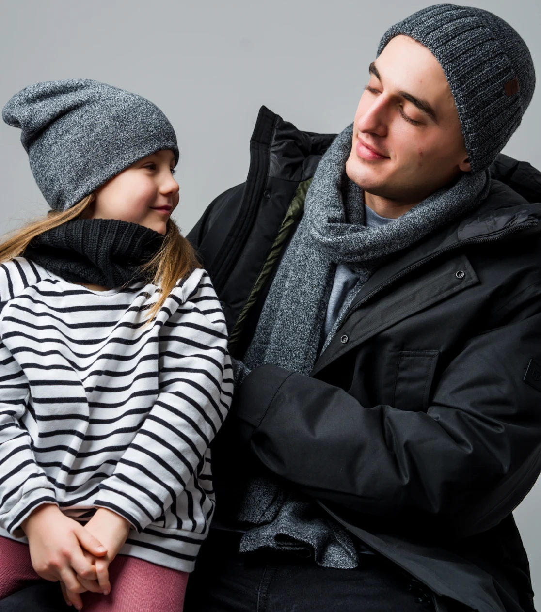 Berretto invernale per bambini in lana merino Berryboat per bambine e bambini con ricamo elegante premium