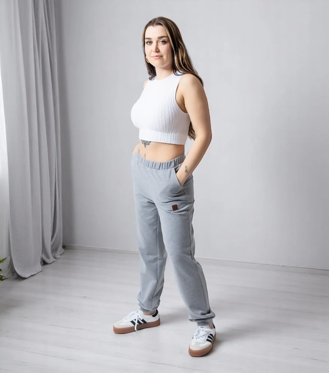 BerryBoat joggers larghi e felpa con piega 1.webp
