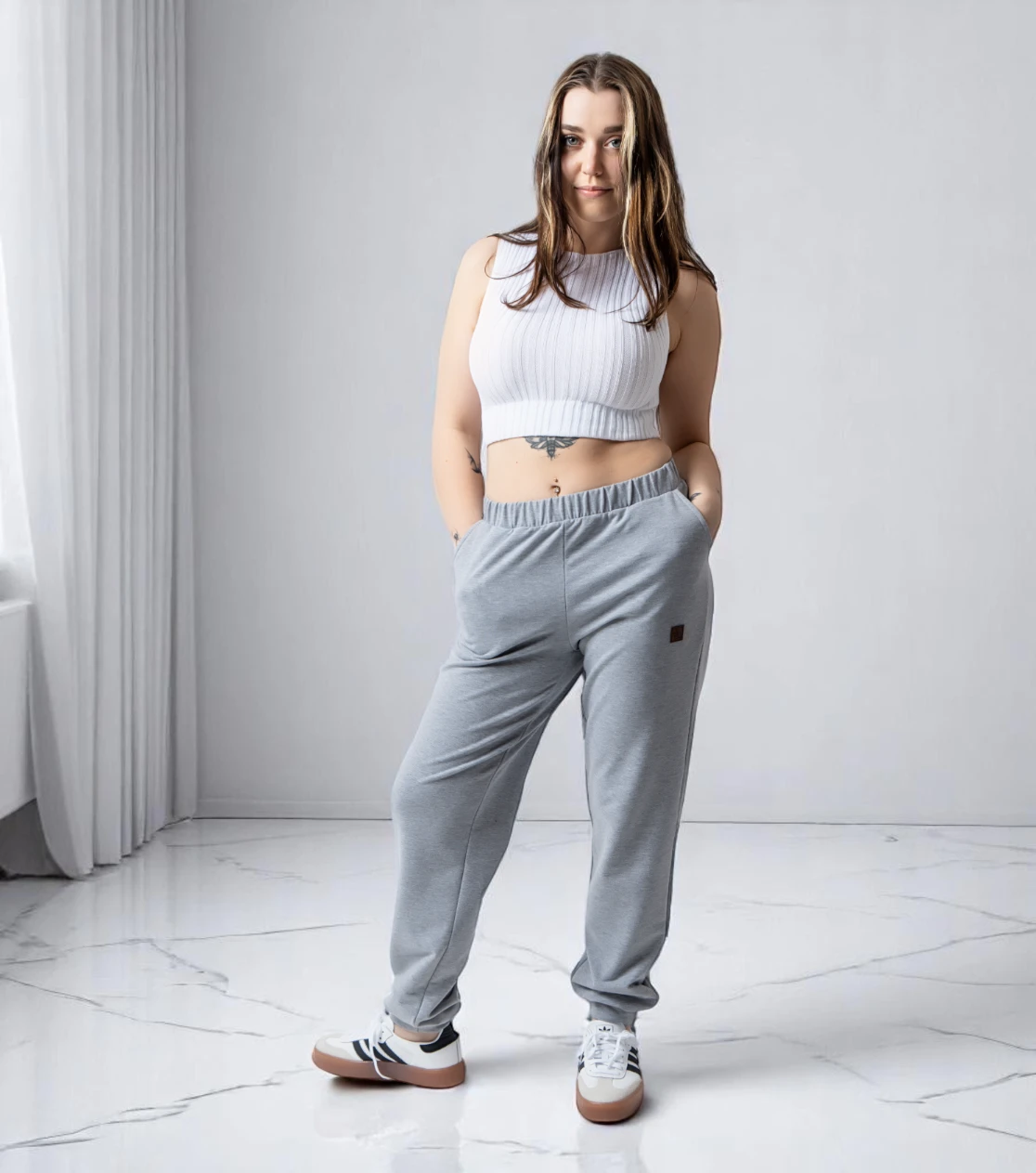BerryBoat Jogginghose und Pullover locker weit mit Bügelfalte 7.webp