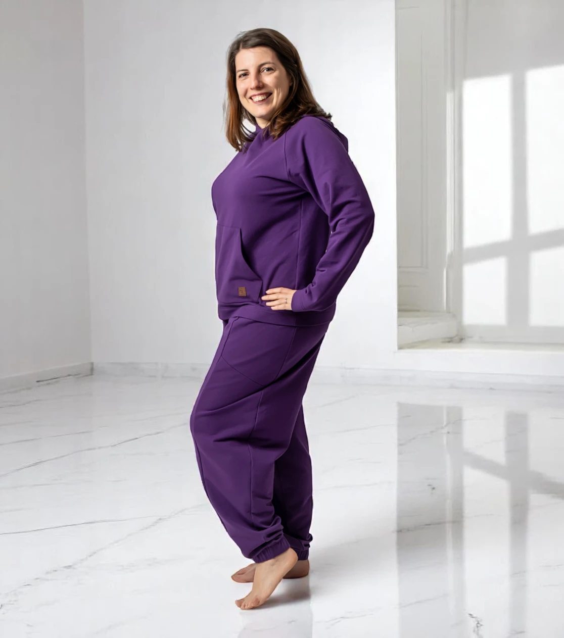 BerryBoat Loose Fit Jogging Pants and Hoodie with Crease 23.webp