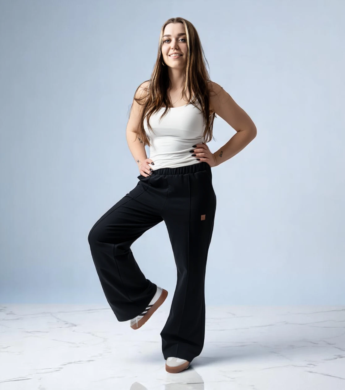 BerryBoat Relaxed Wide Sweatpants with Crease 93.webp