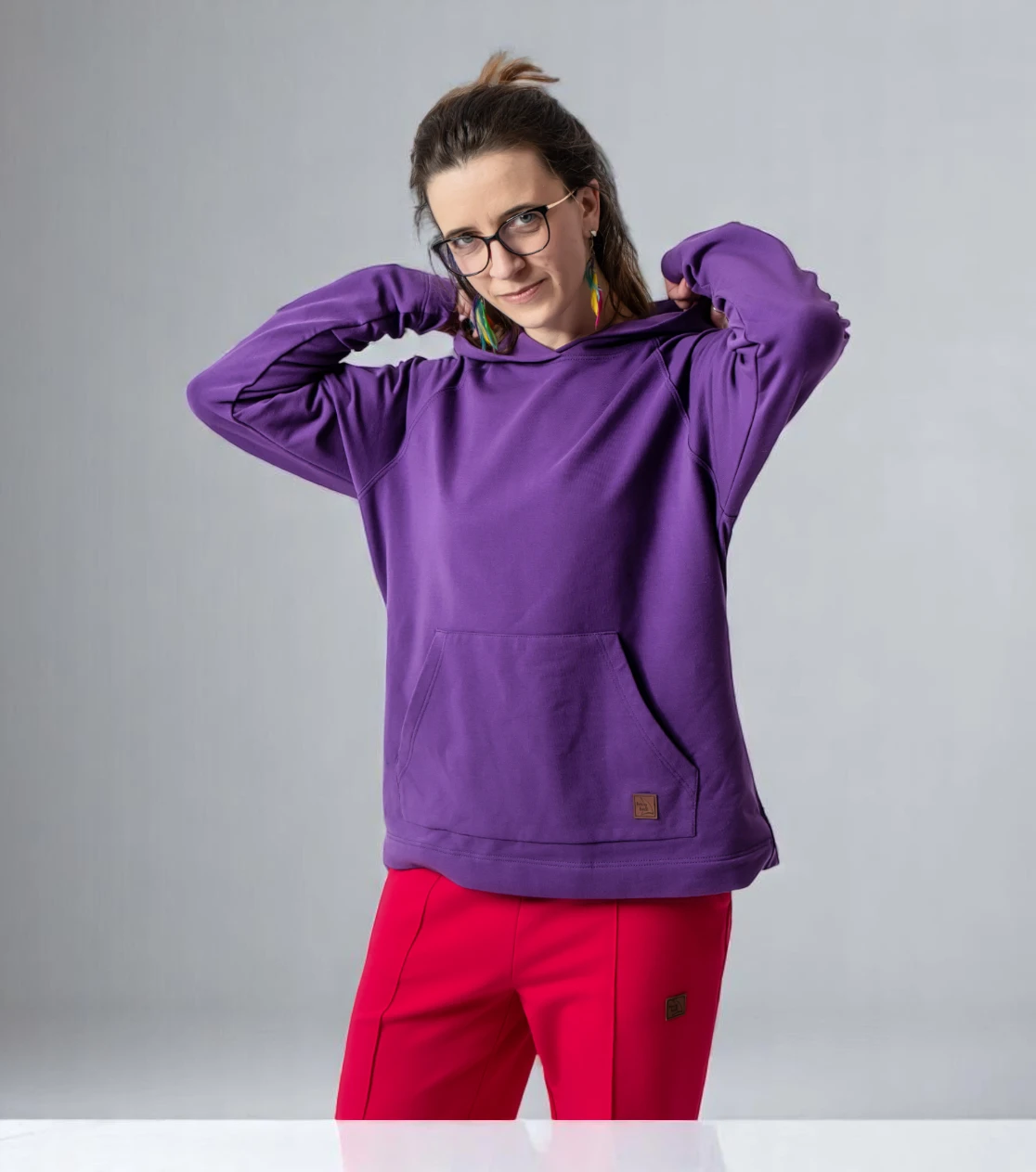 Pantalones deportivos BerryBoat holgados con pliegue definido 96.webp