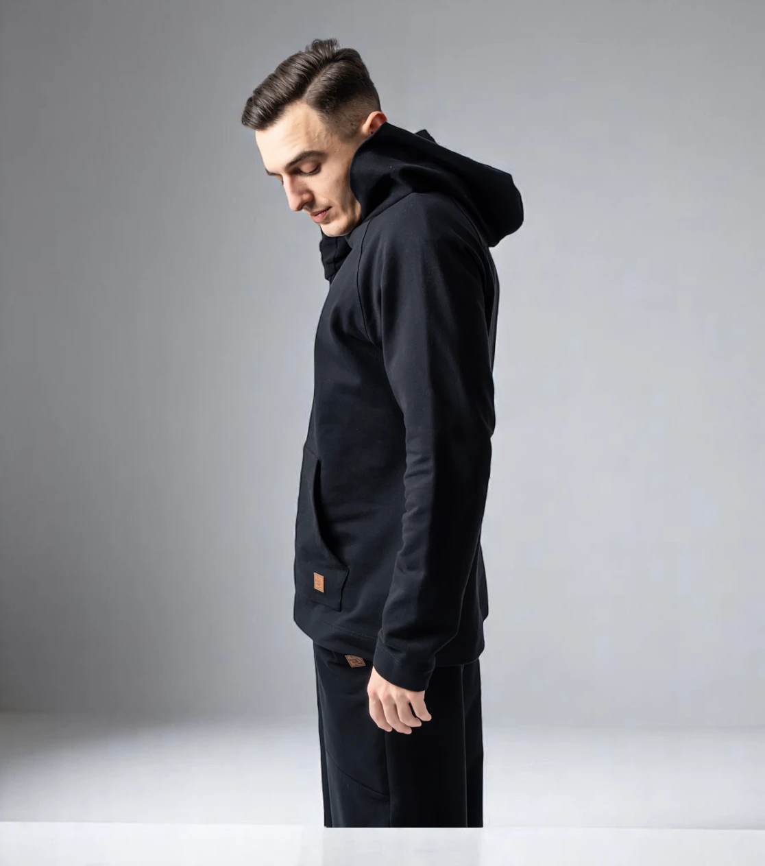 BerryBoat pantalones de chándal anchos y sudadera con capucha con pliegue 68.webp