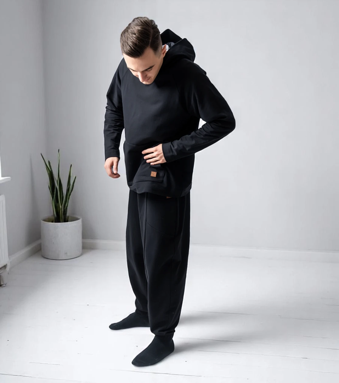 BerryBoat Loose Tracksuit Pants and Hoodie with Crease 57.webp