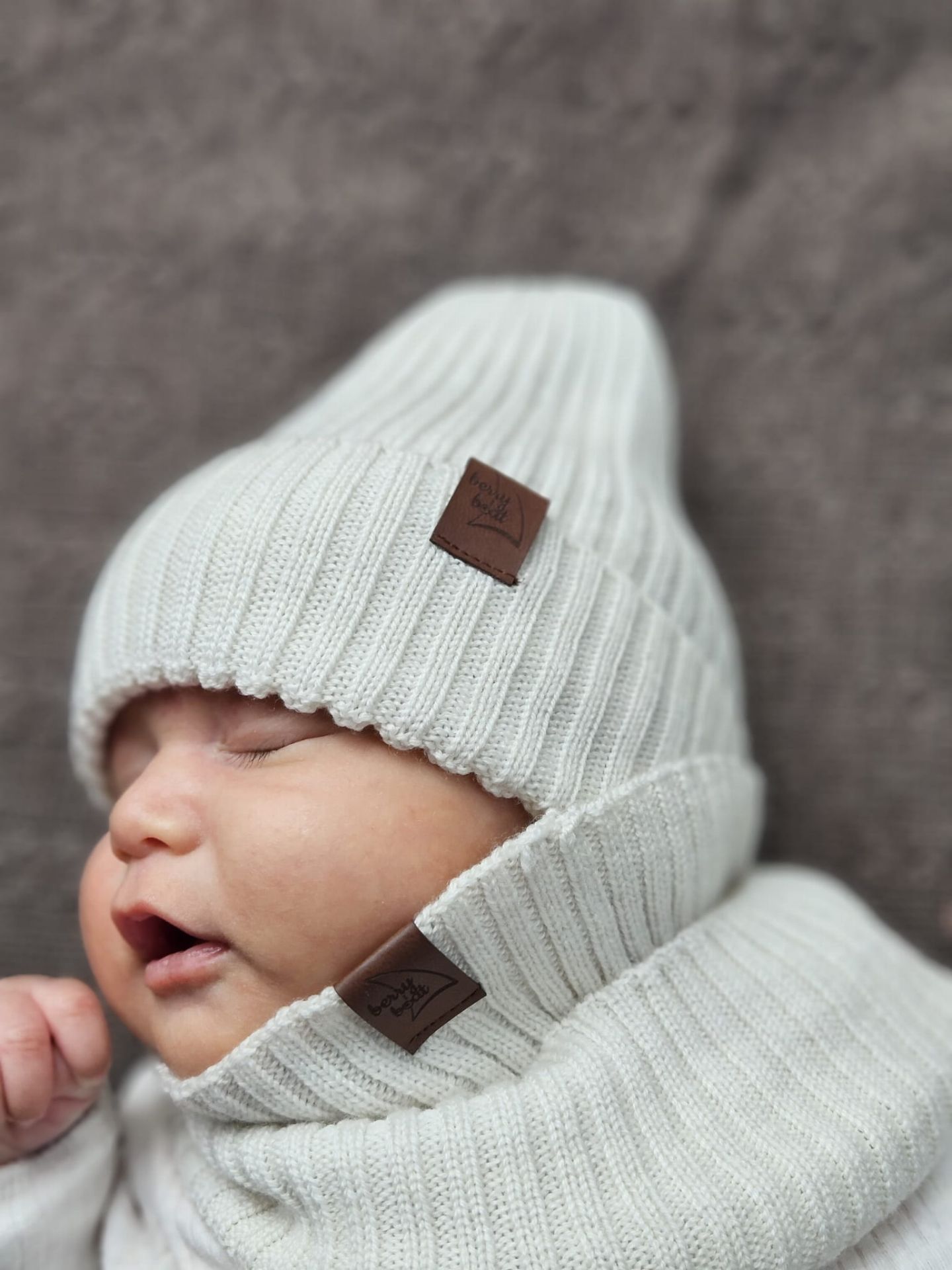 merino-basic-beanie-23.jpg