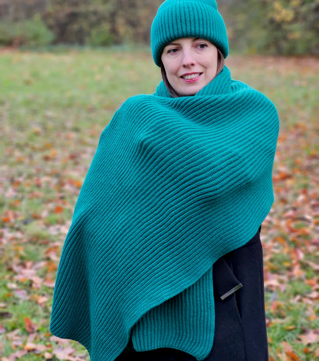 Winterset Mütze, Schal, Kuscheldecke Merino grob gestrickt flaschengrün 3
