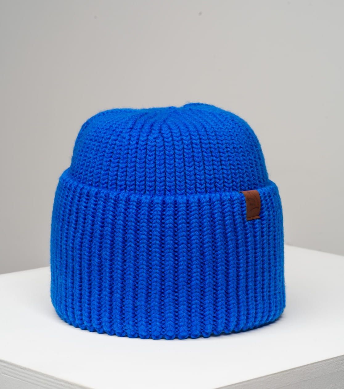 Gorro de invierno grueso de lana merino exclusivo hecho en Polonia