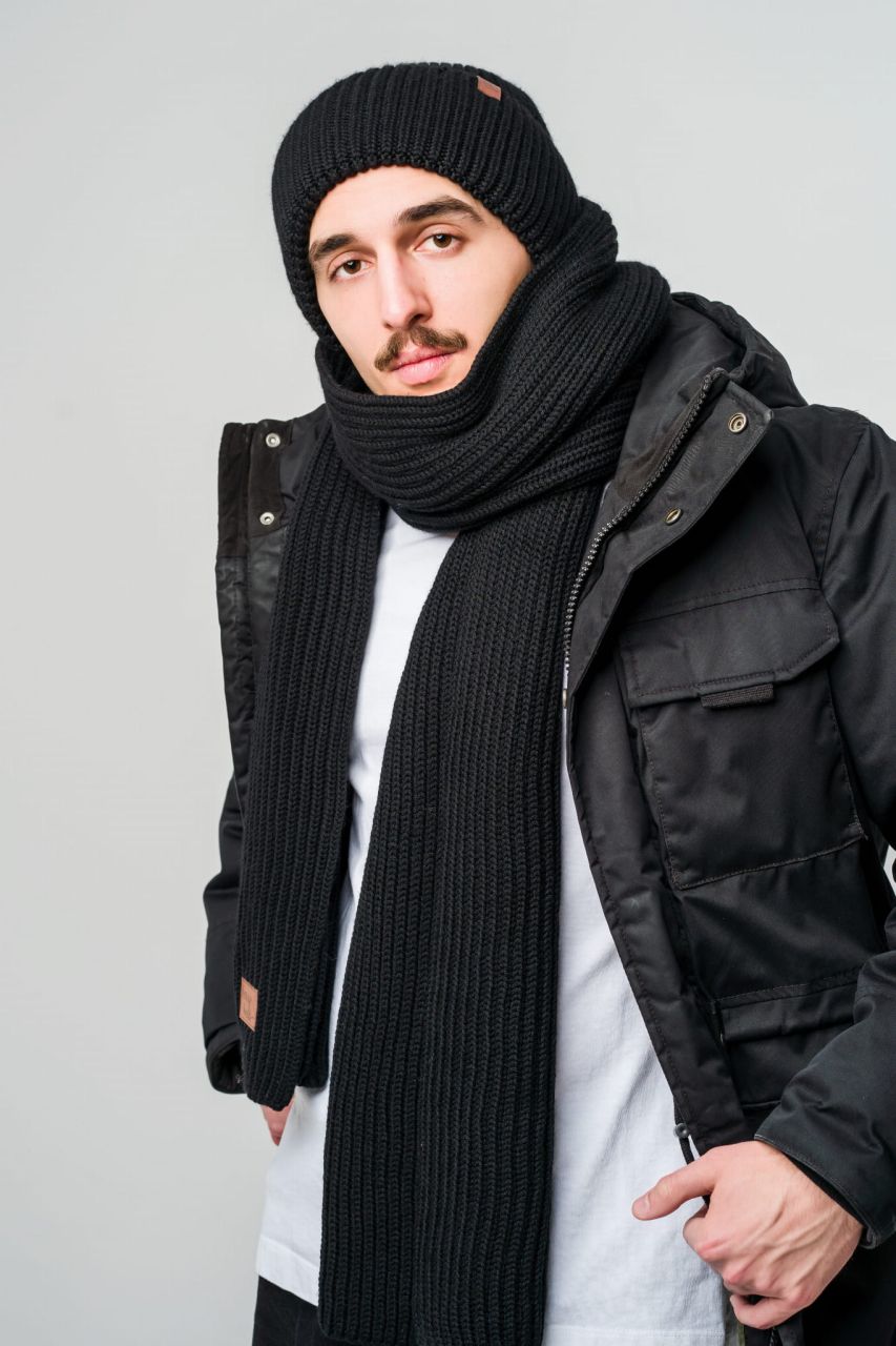 Foto profesional del producto: gorro grueso tejido de lana merino